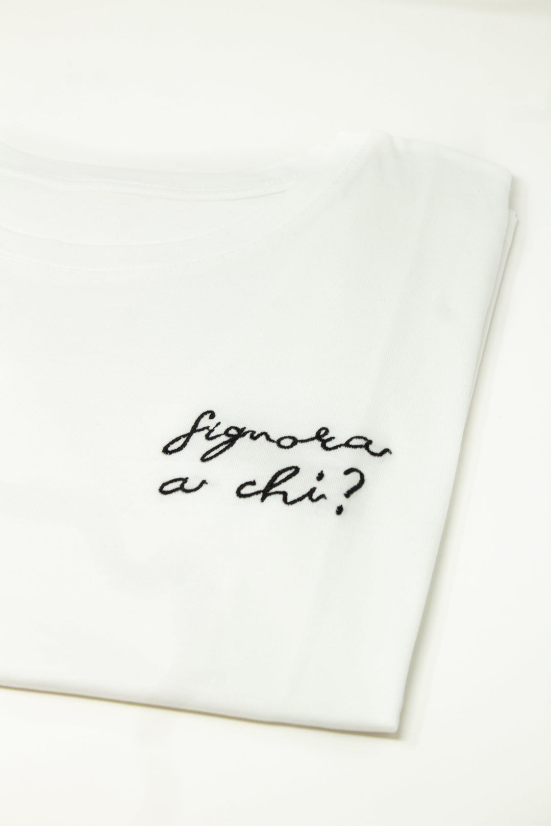 T-SHIRT SCRITTE