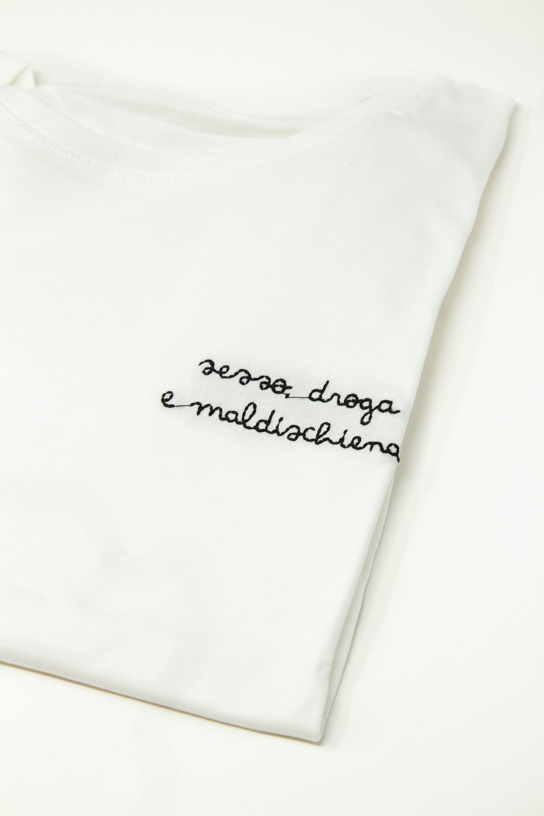T-SHIRT SCRITTE